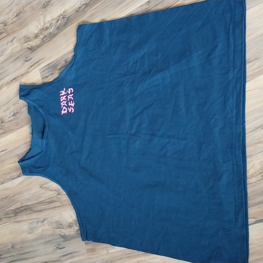 Dark Seas Tank